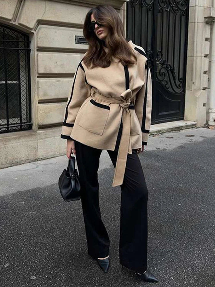 Manteau en laine contrasté épissé